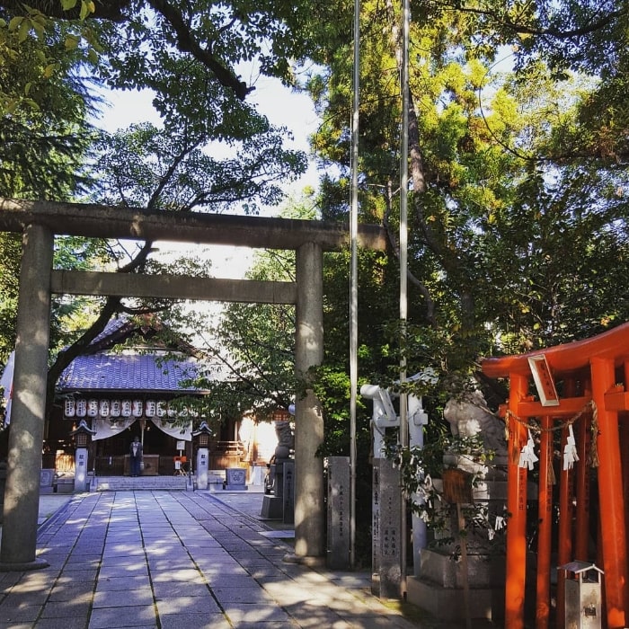 空鞘稲生神社